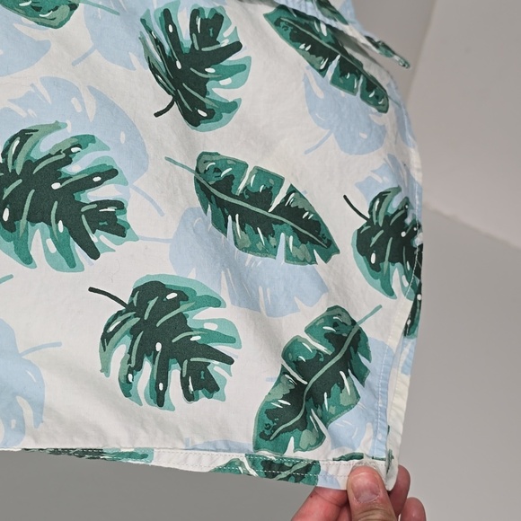 {J. Crew Factory} Men's Green and White Leaf Print Casual Button Down Shirt - Picture 7 of 11